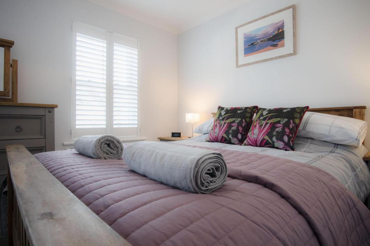 Ty Melyn - 2 Bedroom Cottage - Tenby Exterior foto