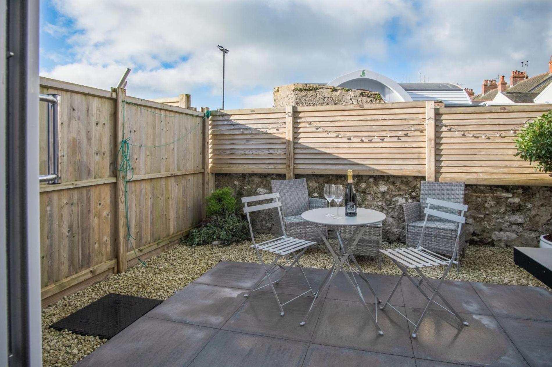 Ty Melyn - 2 Bedroom Cottage - Tenby Exterior foto