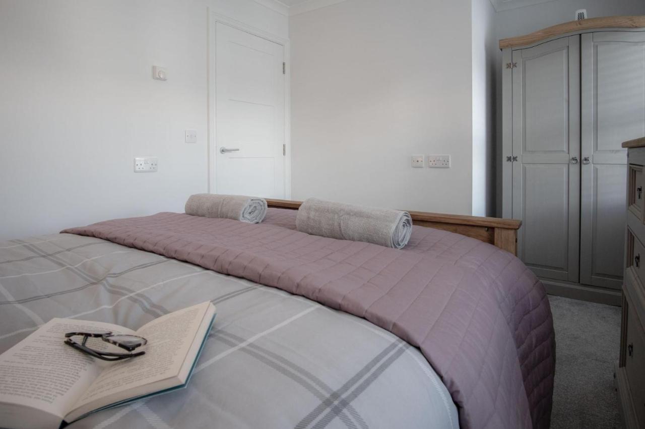 Ty Melyn - 2 Bedroom Cottage - Tenby Exterior foto